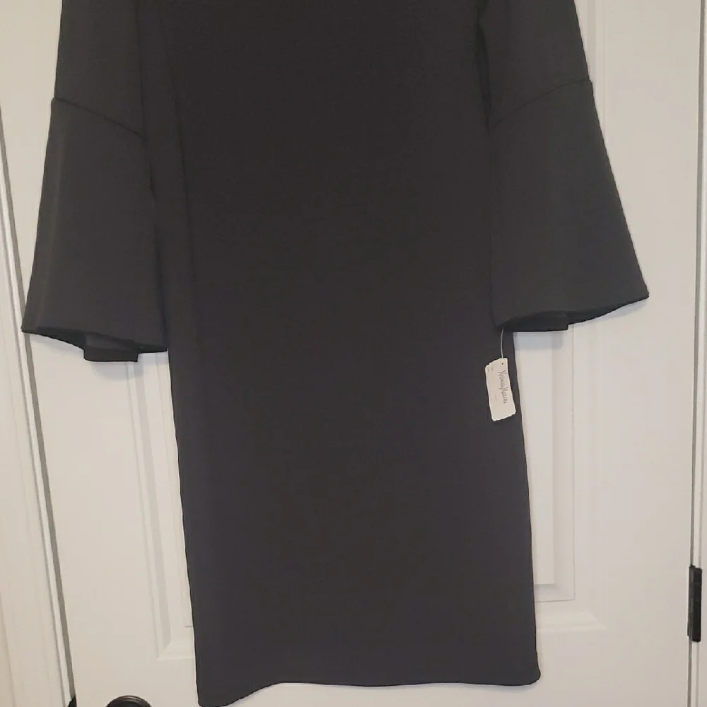 Elegant Gray Women's Dress - Picture 3 of 10